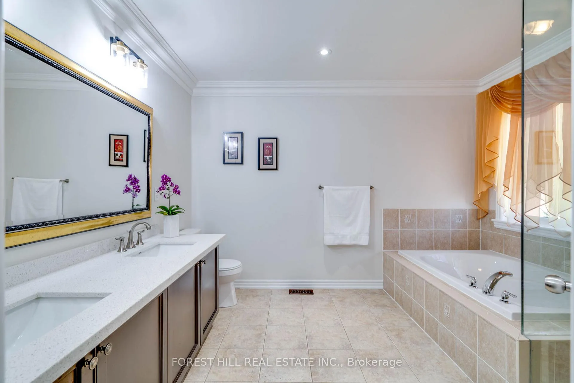 Photo 15 of 109 Heintzman Crescent, Vaughan, Patterson — HOMEH