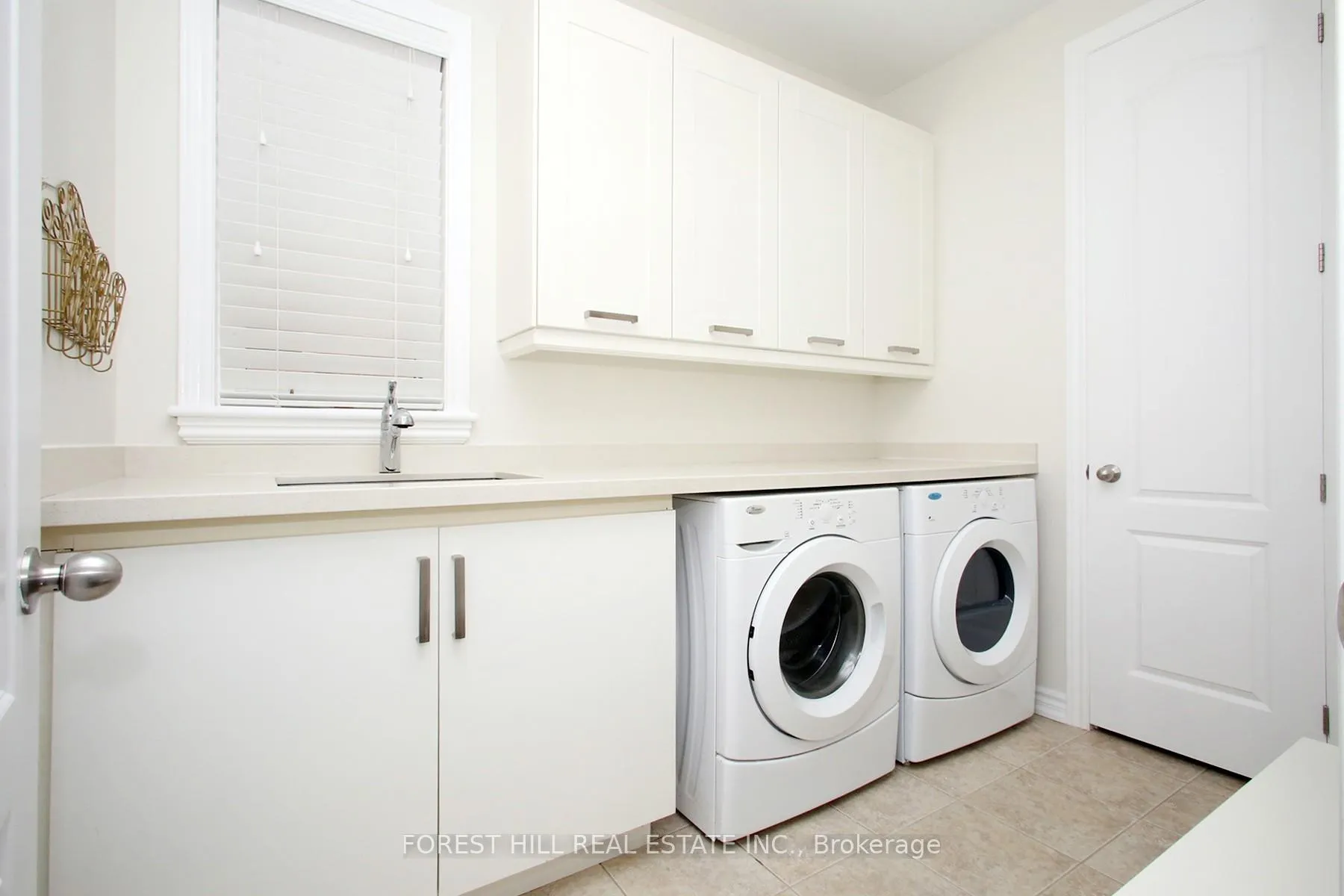 Photo 23 of 109 Heintzman Crescent, Vaughan, Patterson — HOMEH