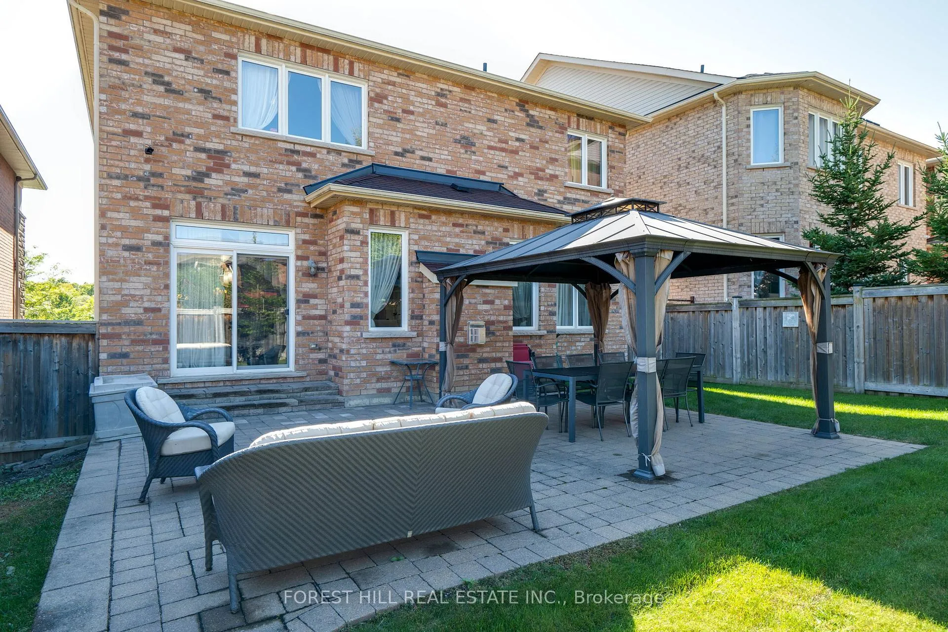 Photo 24 of 109 Heintzman Crescent, Vaughan, Patterson — HOMEH