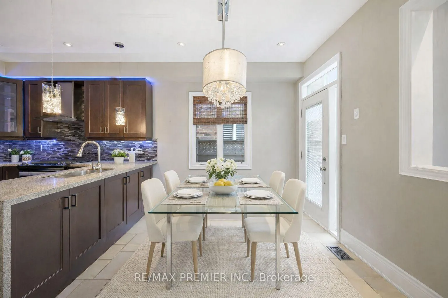 Photo 13 of 56 Stark Crescent, Vaughan, Vellore Village — HOMEH