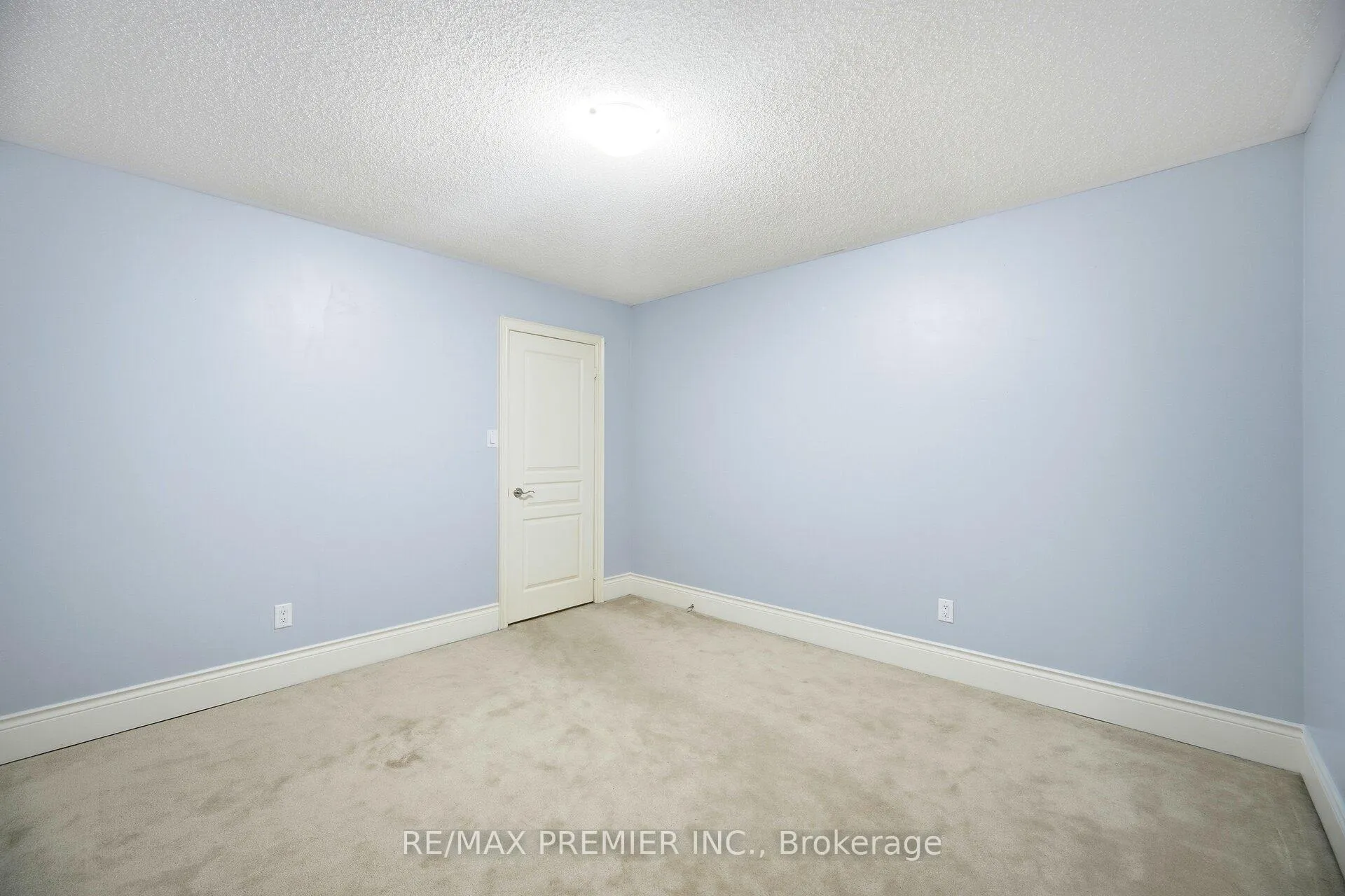 Photo 23 of 56 Stark Crescent, Vaughan, Vellore Village — HOMEH