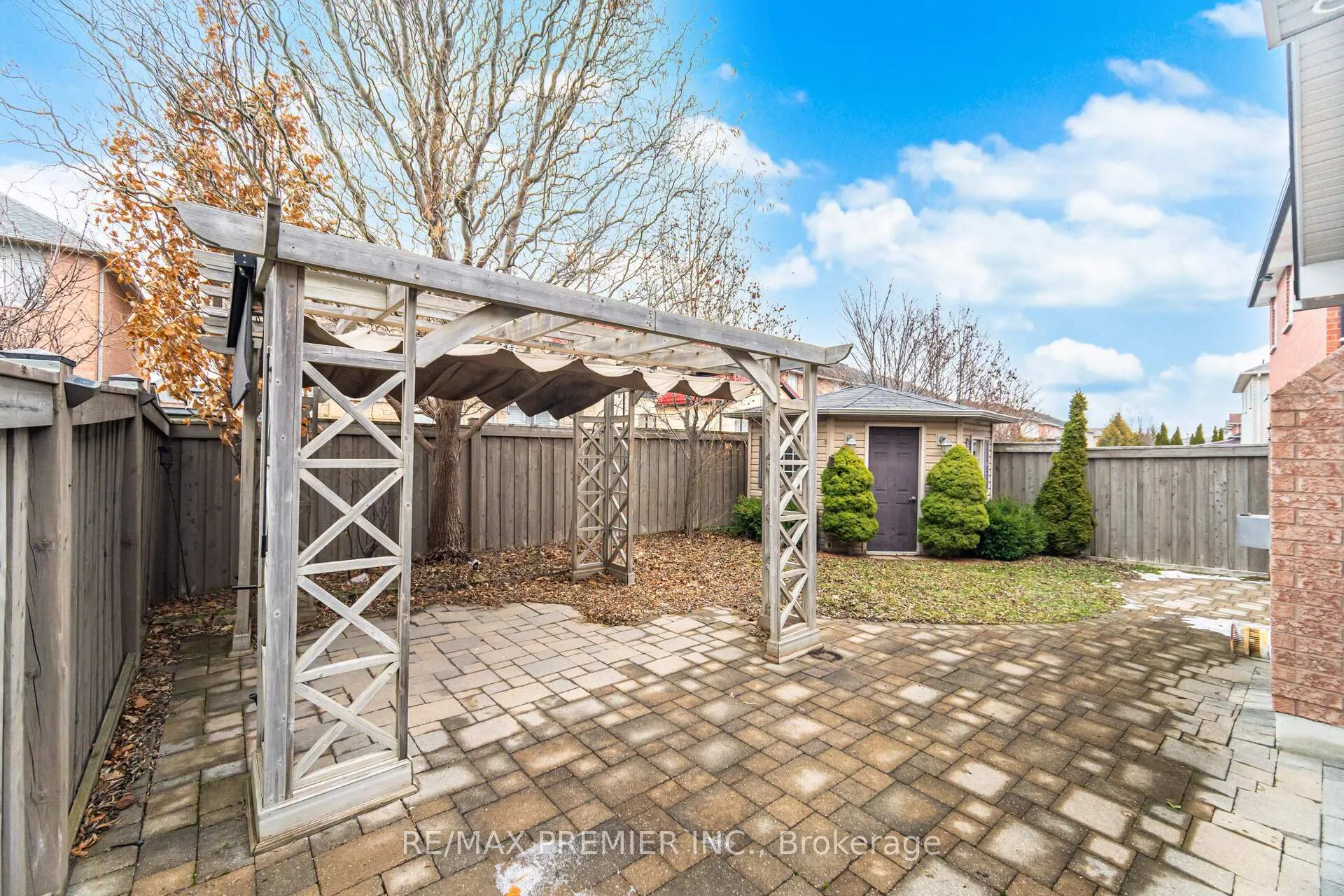 Photo 32 of 56 Stark Crescent, Vaughan, Vellore Village — HOMEH