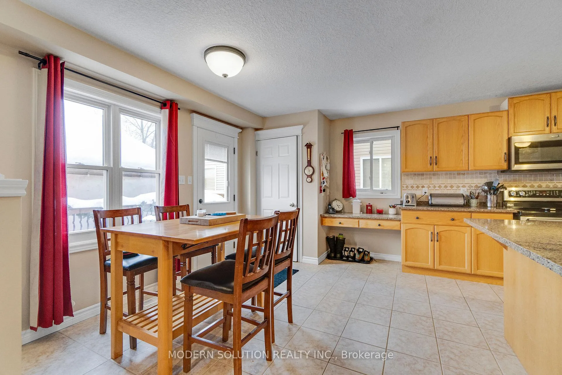 Photo 11 of 187 Milne Place, Guelph/Eramosa, Rockwood — HOMEH