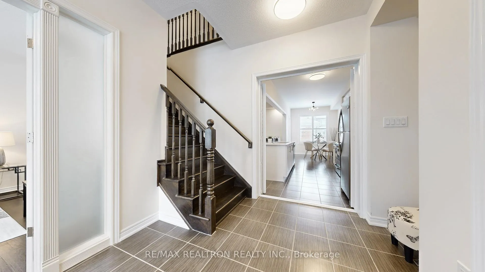 Photo 5 of 61 Lawrence Pilkington Avenue, Markham, Cornell — HOMEH