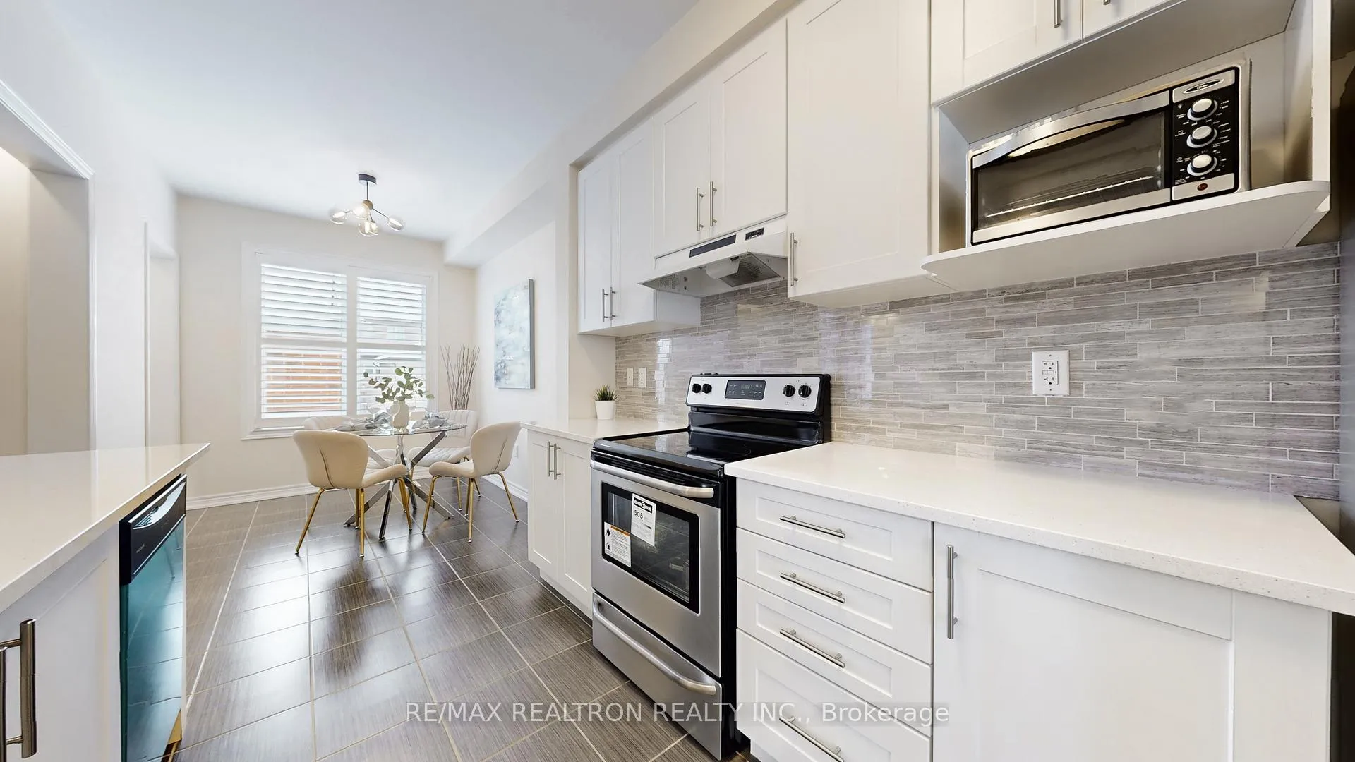 Photo 14 of 61 Lawrence Pilkington Avenue, Markham, Cornell — HOMEH