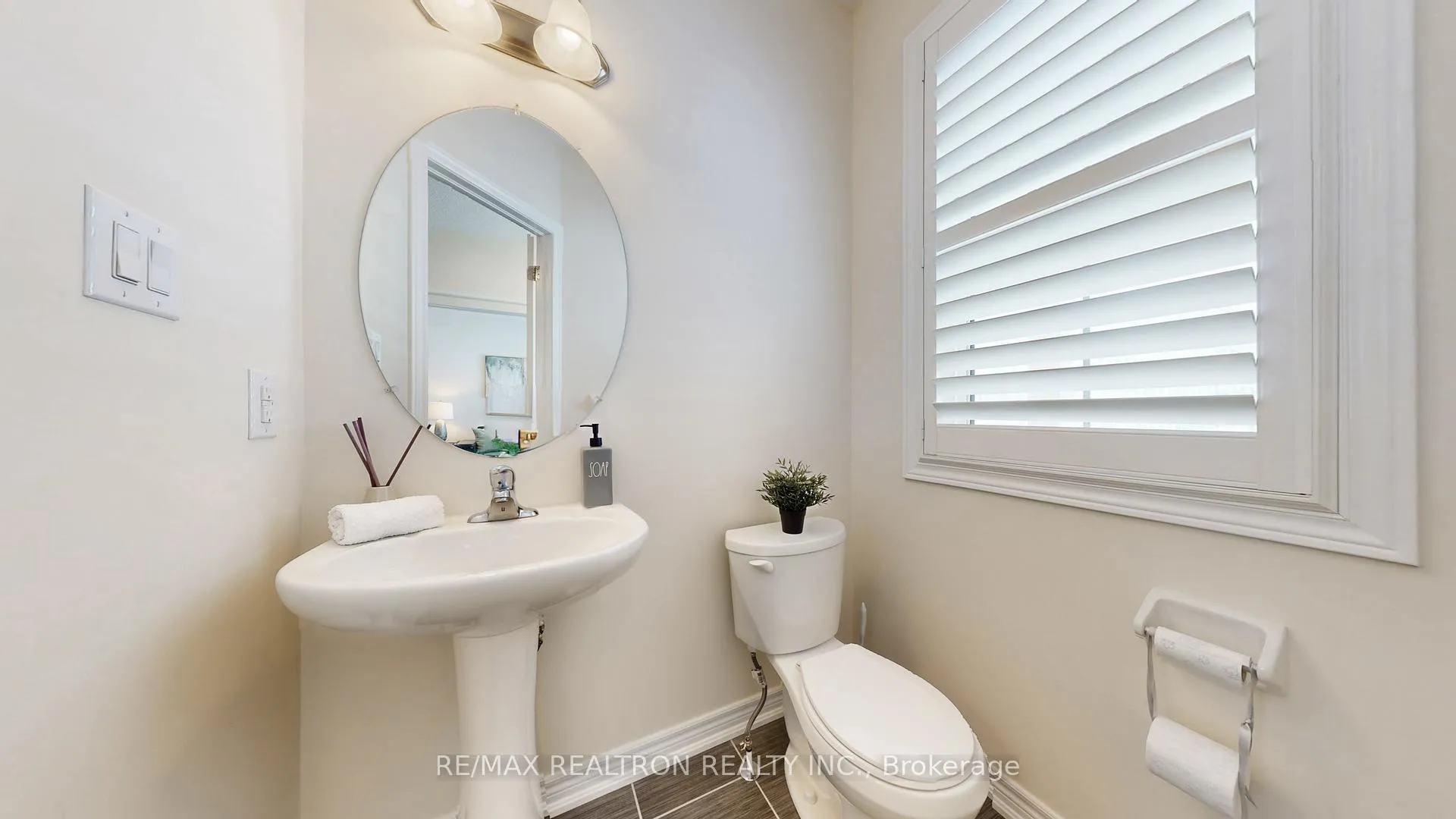 Photo 20 of 61 Lawrence Pilkington Avenue, Markham, Cornell — HOMEH