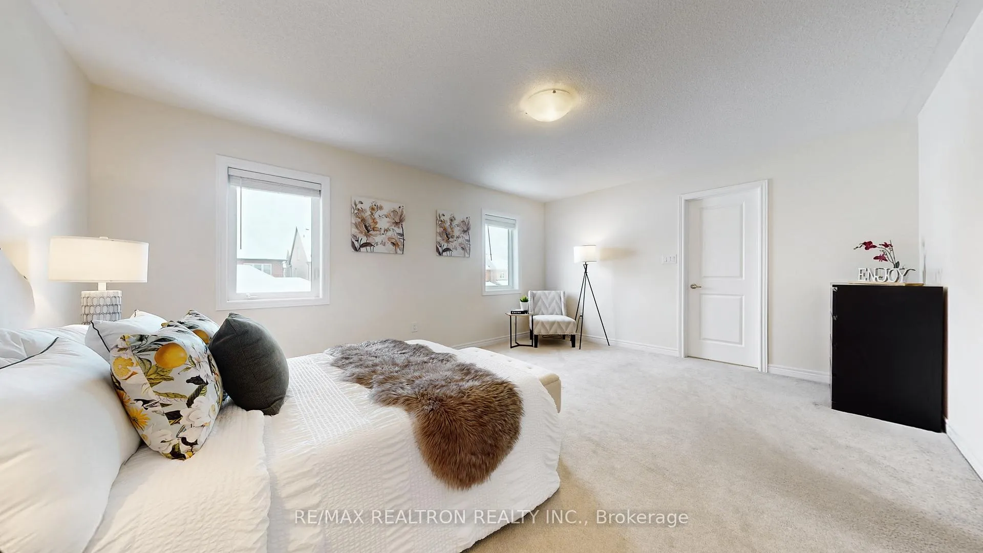 Photo 23 of 61 Lawrence Pilkington Avenue, Markham, Cornell — HOMEH