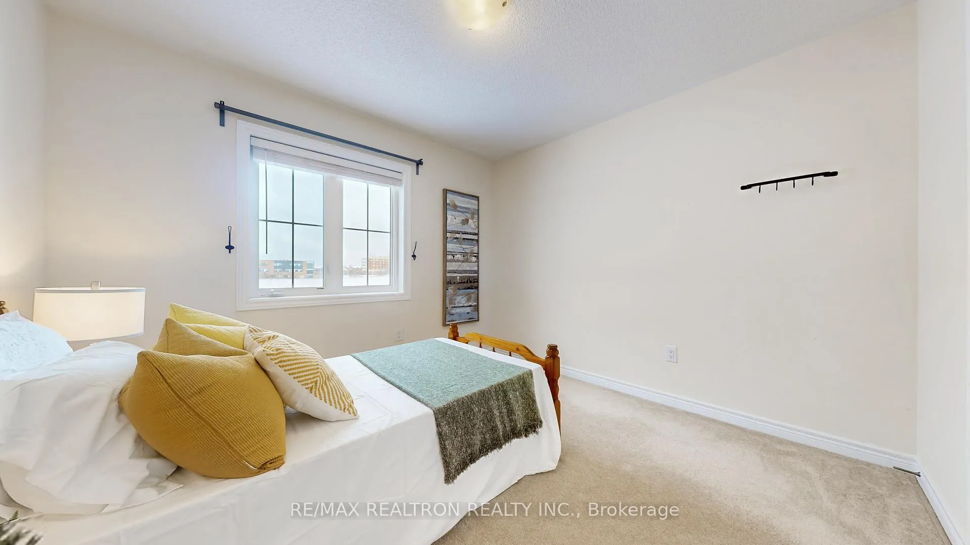 Photo 35 of 61 Lawrence Pilkington Avenue, Markham, Cornell — HOMEH