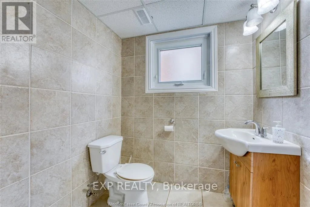 Photo 17 of 7 Debergh Avenue, Leamington — HOMEH