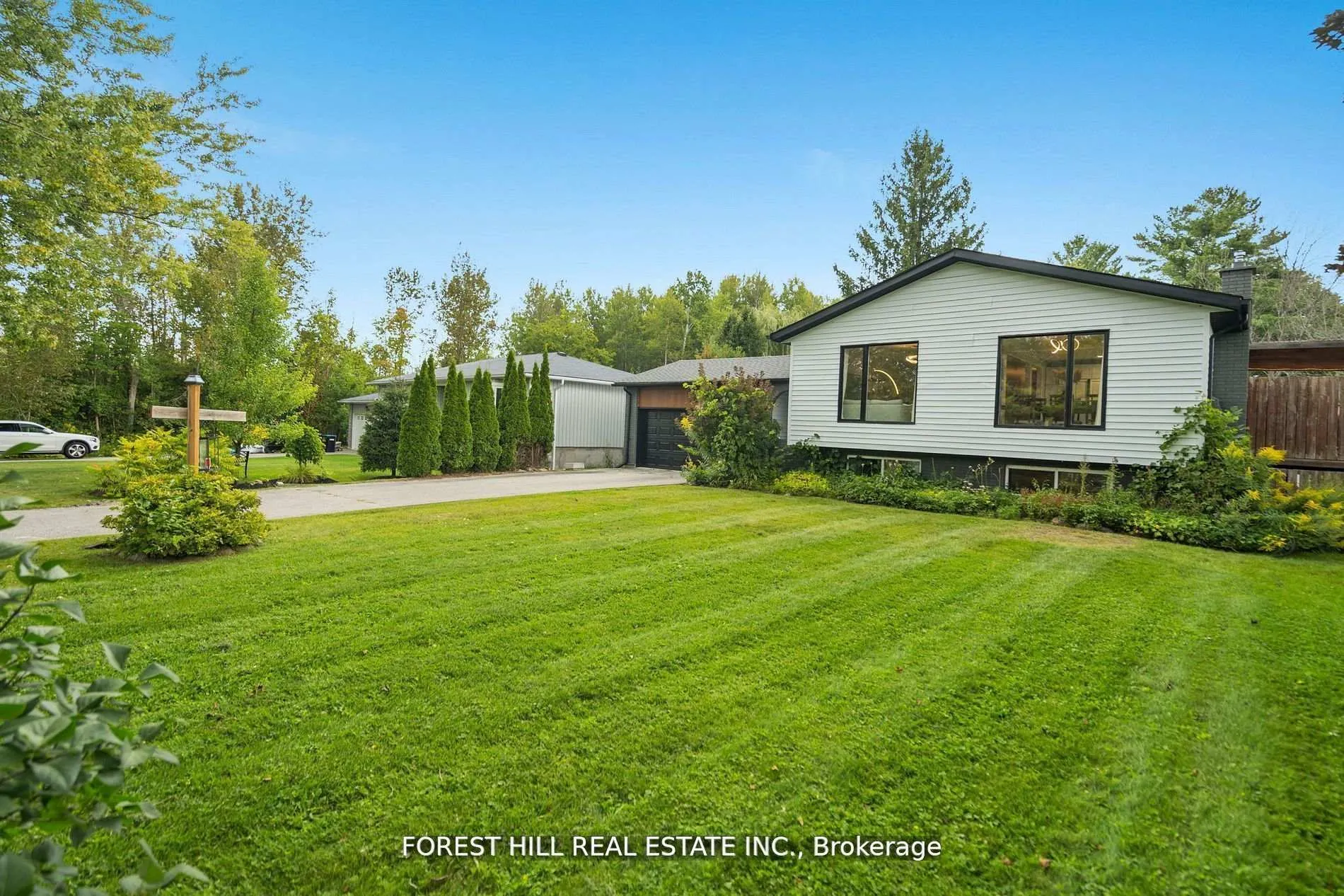 Photo 2 of 2213 Spring Street, Innisfil, Alcona — HOMEH