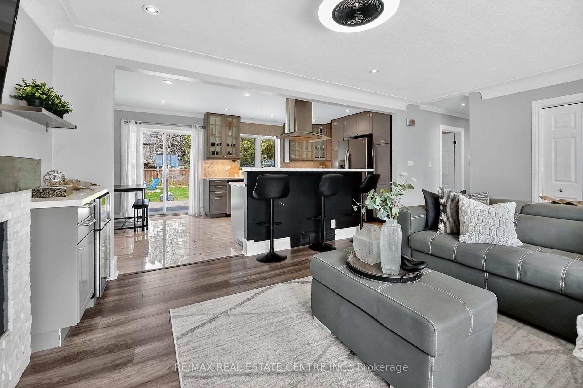 Photo 5 of 23 Pinewood Avenue, Grimsby, Grimsby East — HOMEH
