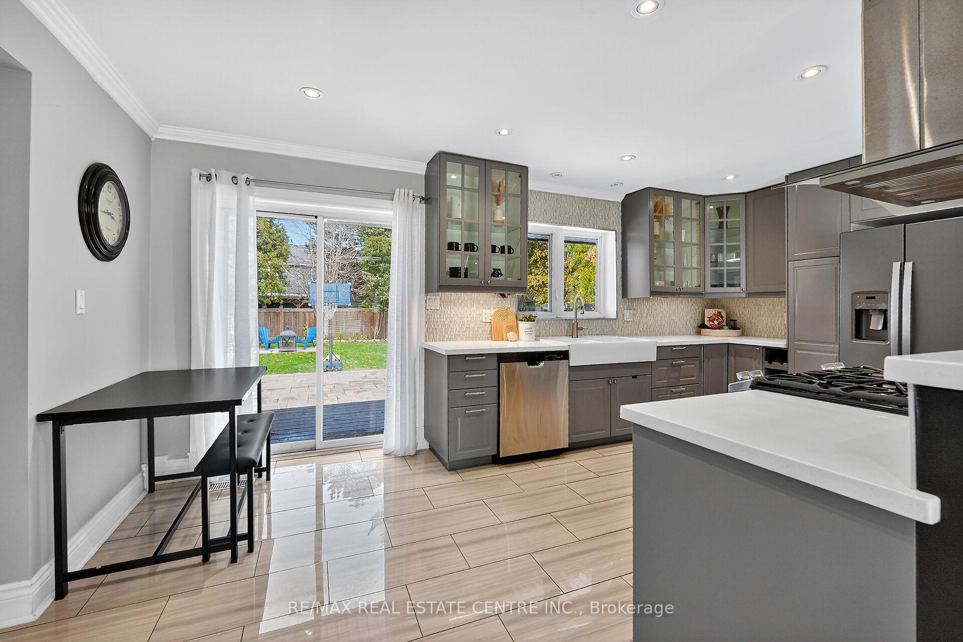 Photo 7 of 23 Pinewood Avenue, Grimsby, Grimsby East — HOMEH