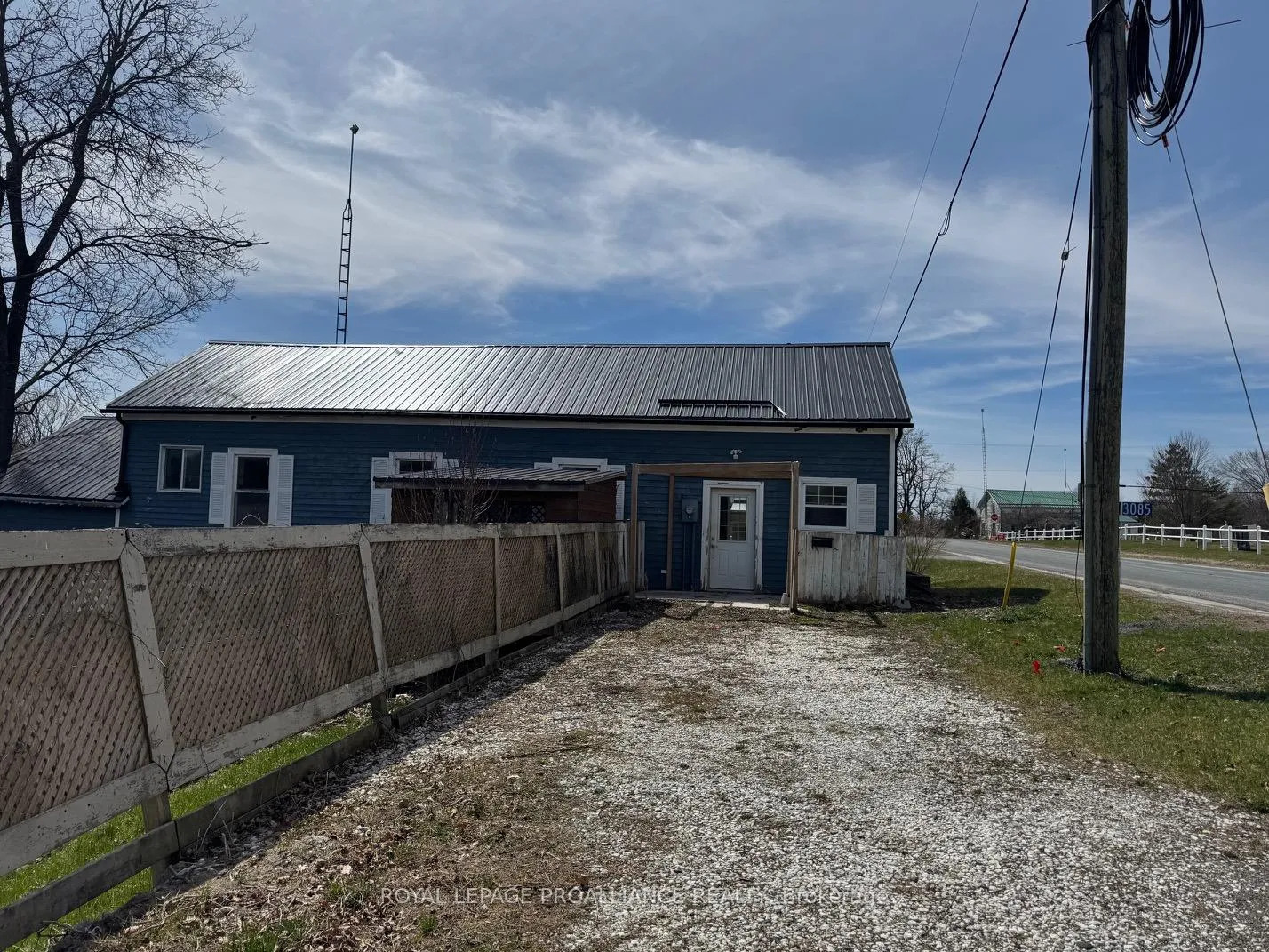 Photo 3 of 3085 Queensborough Road E, Madoc — HOMEH