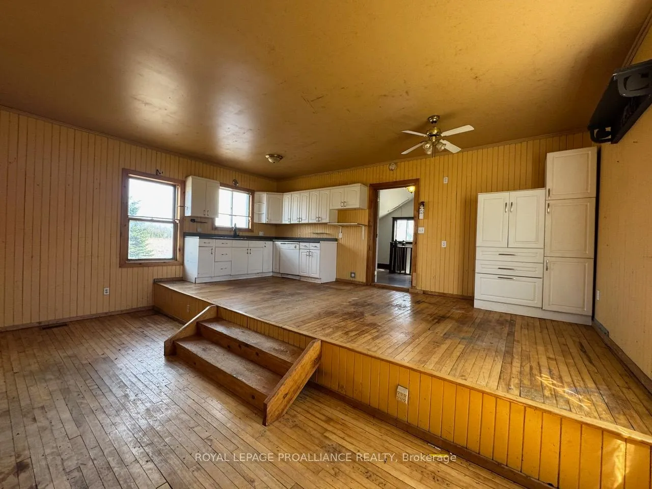 Photo 7 of 3085 Queensborough Road E, Madoc — HOMEH