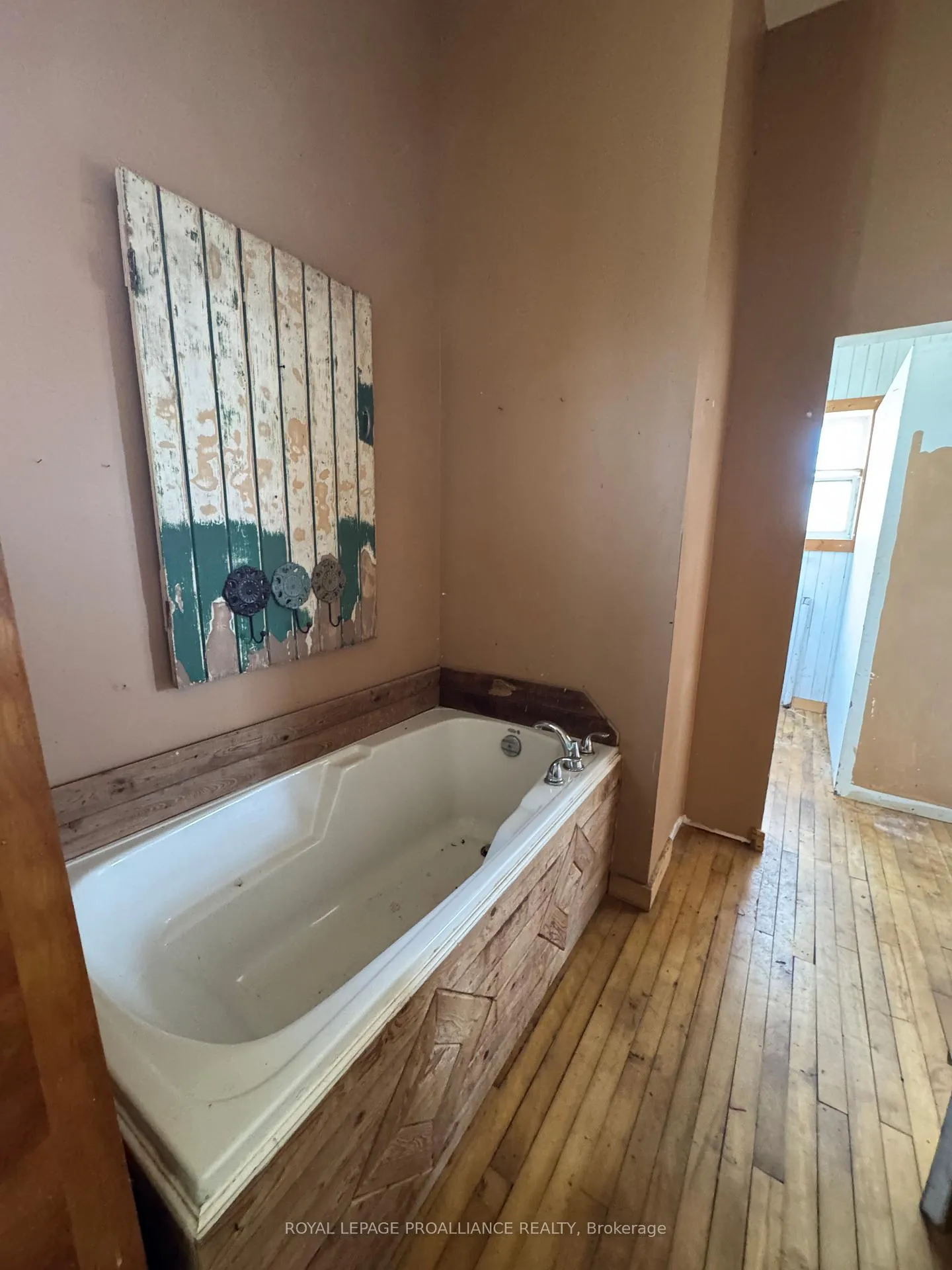 Photo 14 of 3085 Queensborough Road E, Madoc — HOMEH