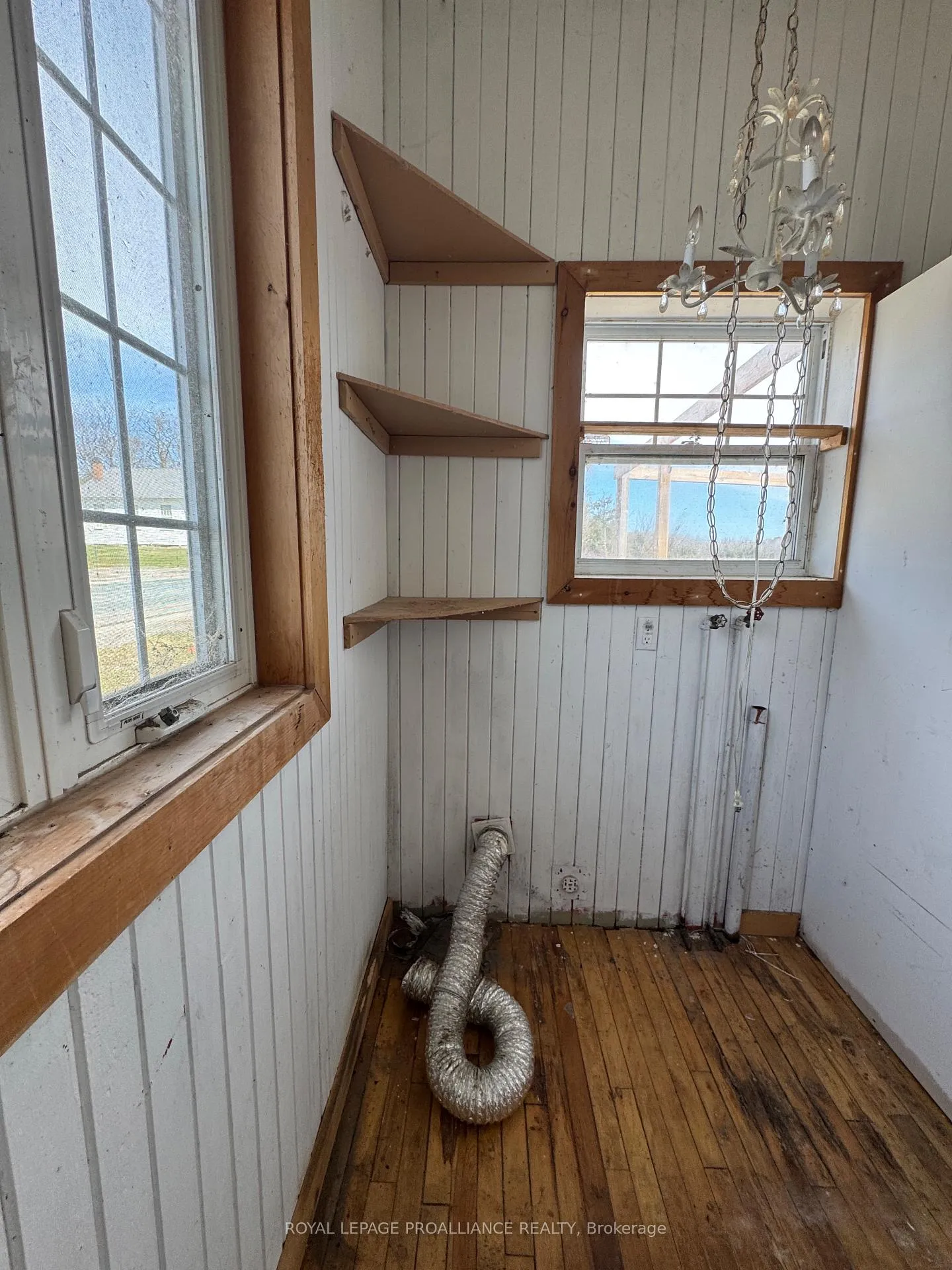 Photo 15 of 3085 Queensborough Road E, Madoc — HOMEH