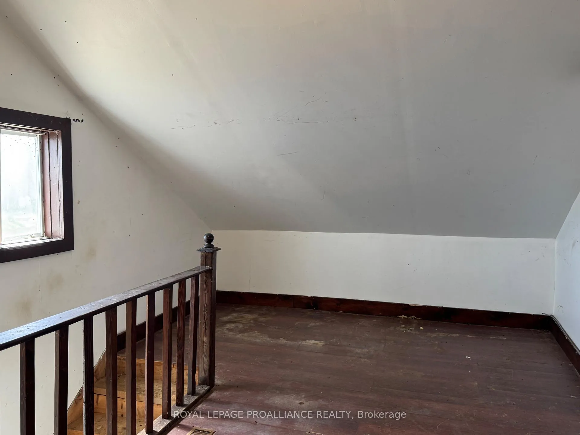 Photo 18 of 3085 Queensborough Road E, Madoc — HOMEH