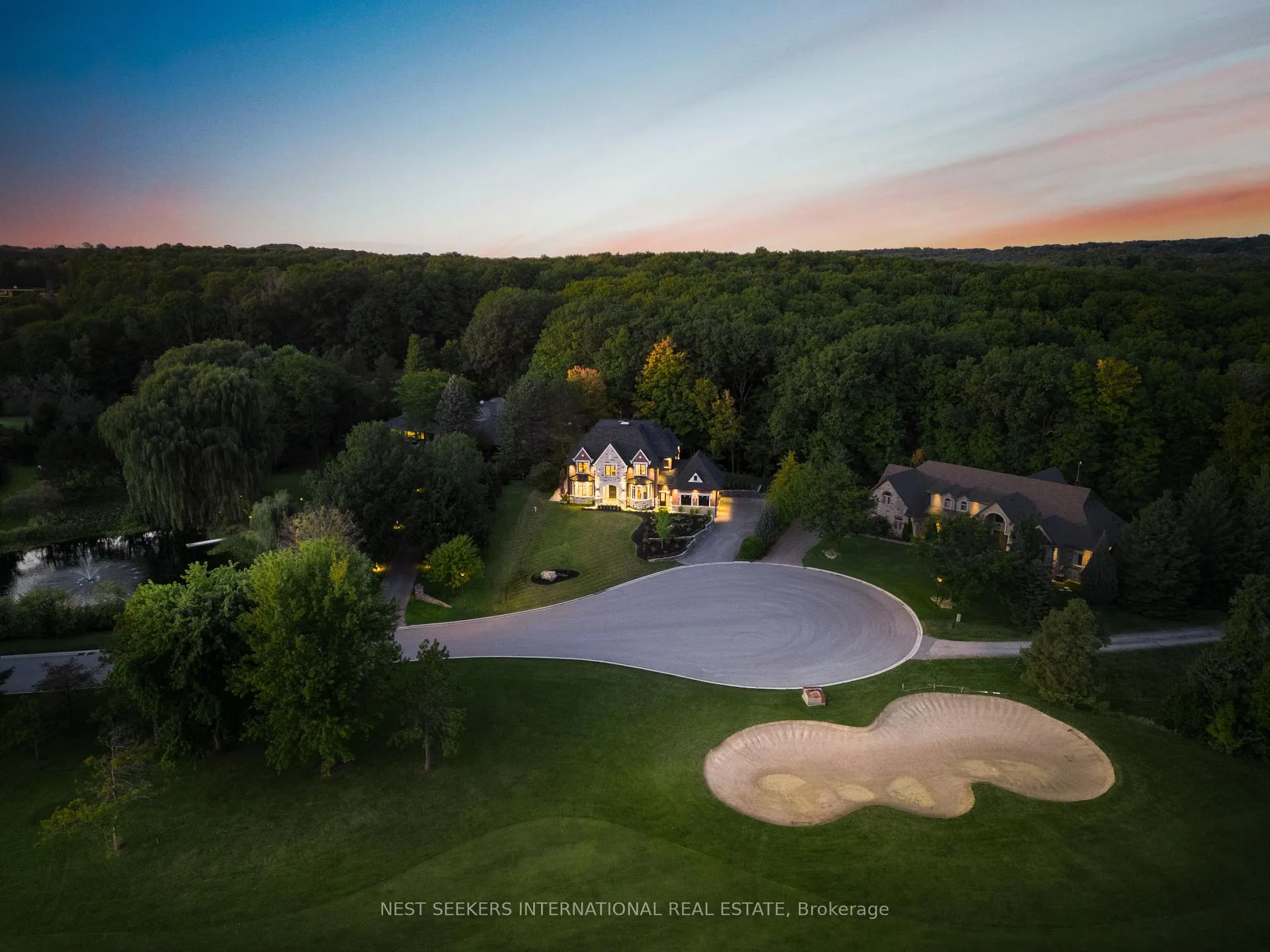 Photo 2 of 172 Nobleton Lakes Drive, King, Nobleton — HOMEH