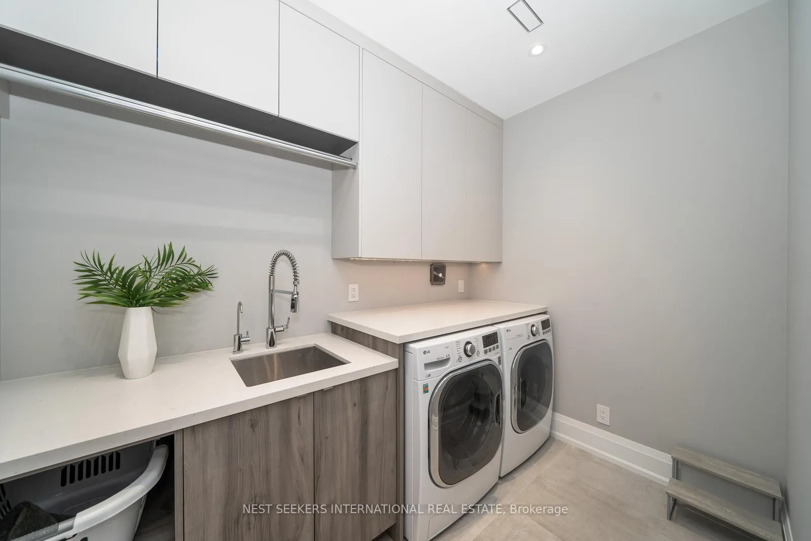 Photo 31 of 172 Nobleton Lakes Drive, King, Nobleton — HOMEH