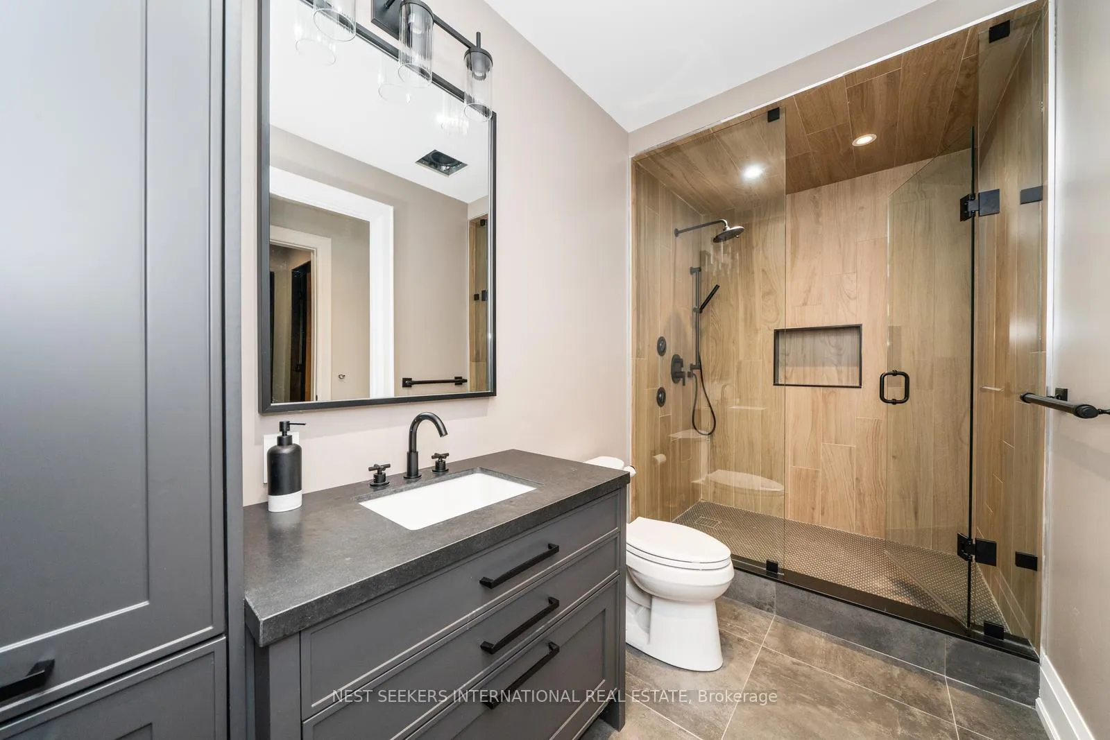 Photo 39 of 172 Nobleton Lakes Drive, King, Nobleton — HOMEH