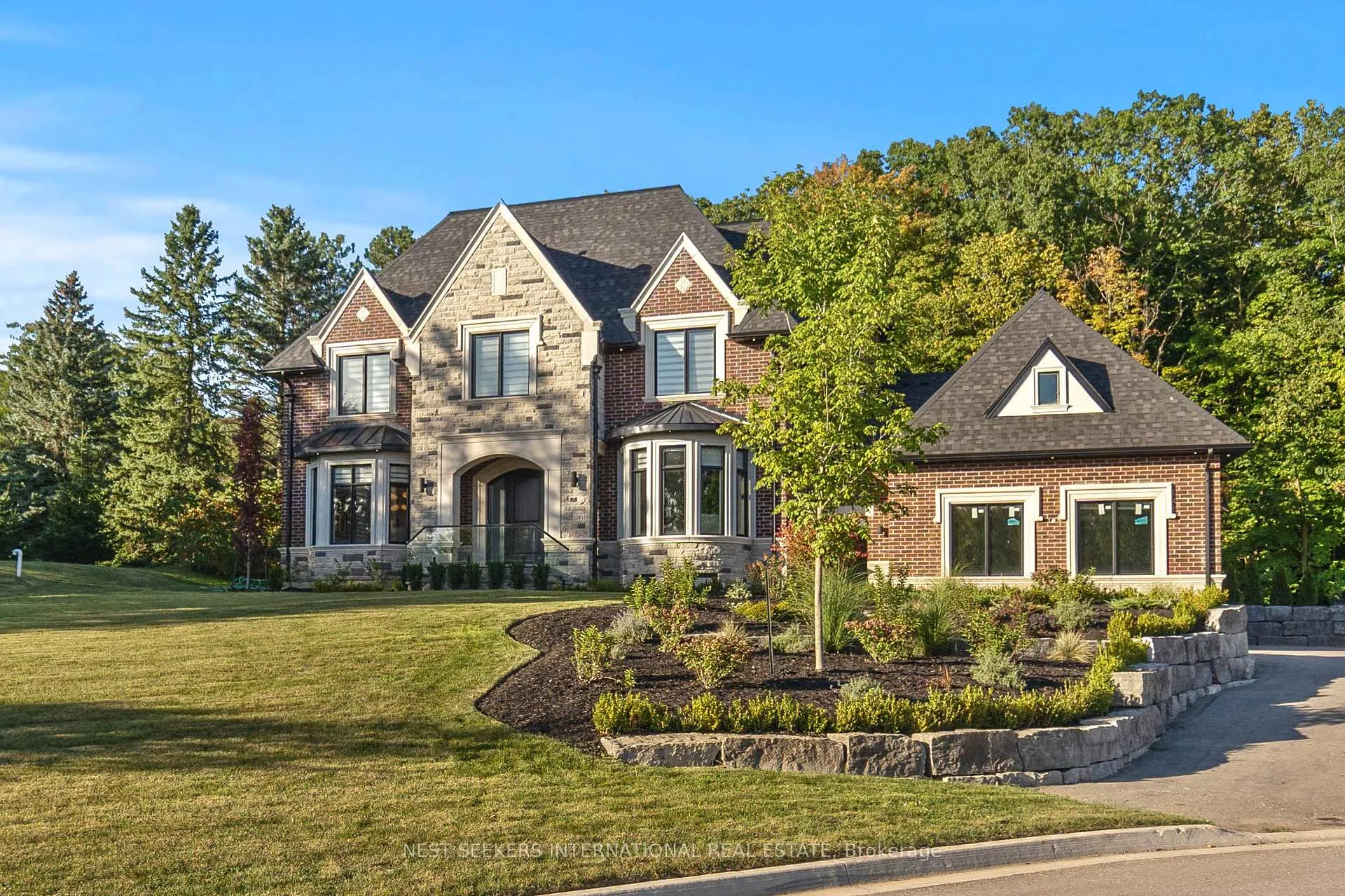 Photo 45 of 172 Nobleton Lakes Drive, King, Nobleton — HOMEH