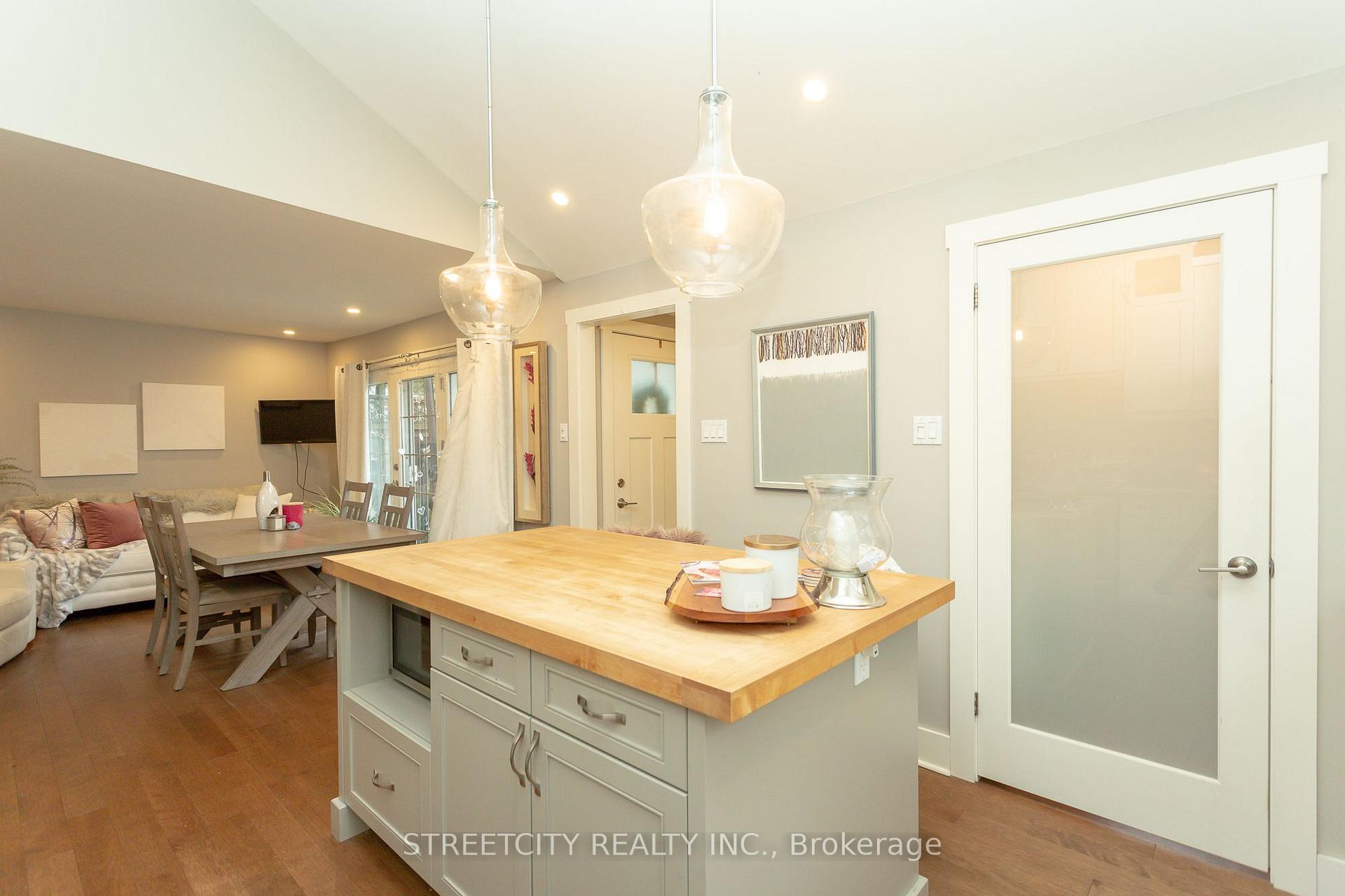 Photo 12 of 207/209 Main Street, Central Elgin, Port Stanley — HOMEH