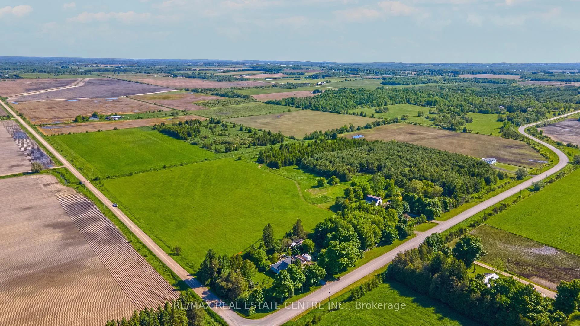 Photo 2 of 384323 20 Side Road, Amaranth, Rural Amaranth — HOMEH