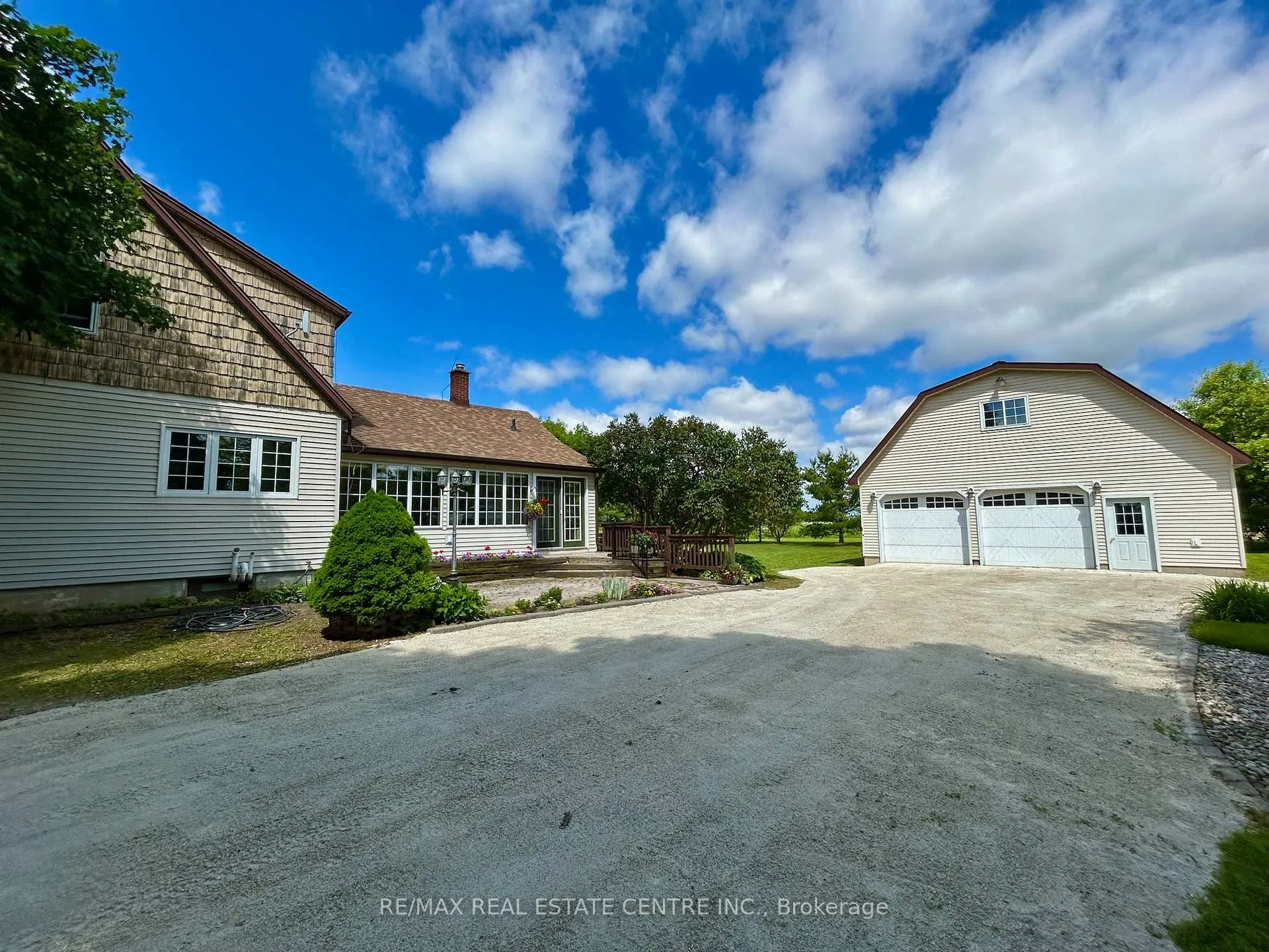 Photo 6 of 384323 20 Side Road, Amaranth, Rural Amaranth — HOMEH