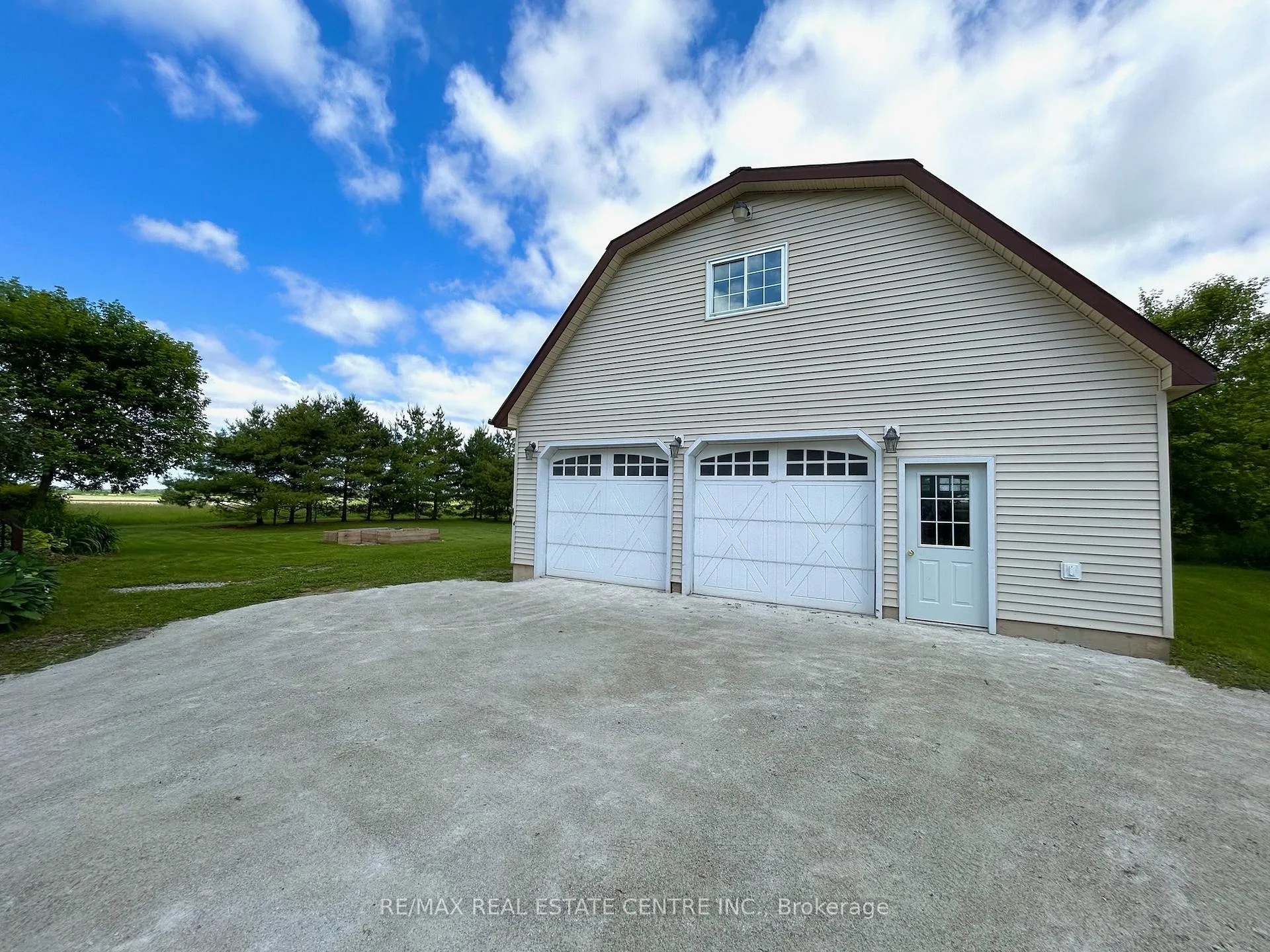 Photo 7 of 384323 20 Side Road, Amaranth, Rural Amaranth — HOMEH