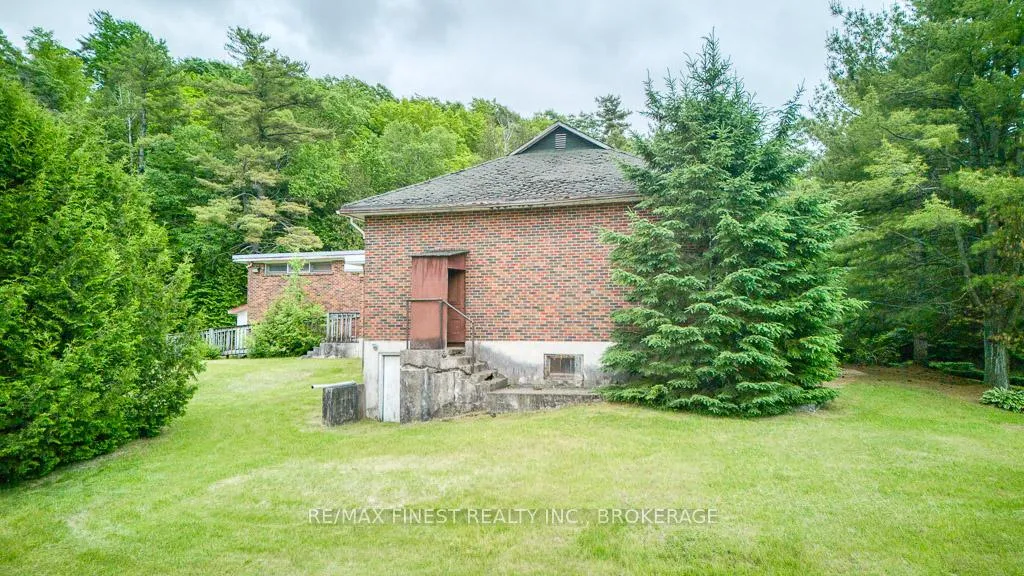 Photo 22 of 1455 Mountain Grove Road, Frontenac, Frontenac Centre — HOMEH