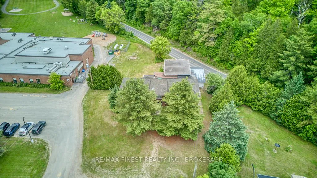 Photo 24 of 1455 Mountain Grove Road, Frontenac, Frontenac Centre — HOMEH