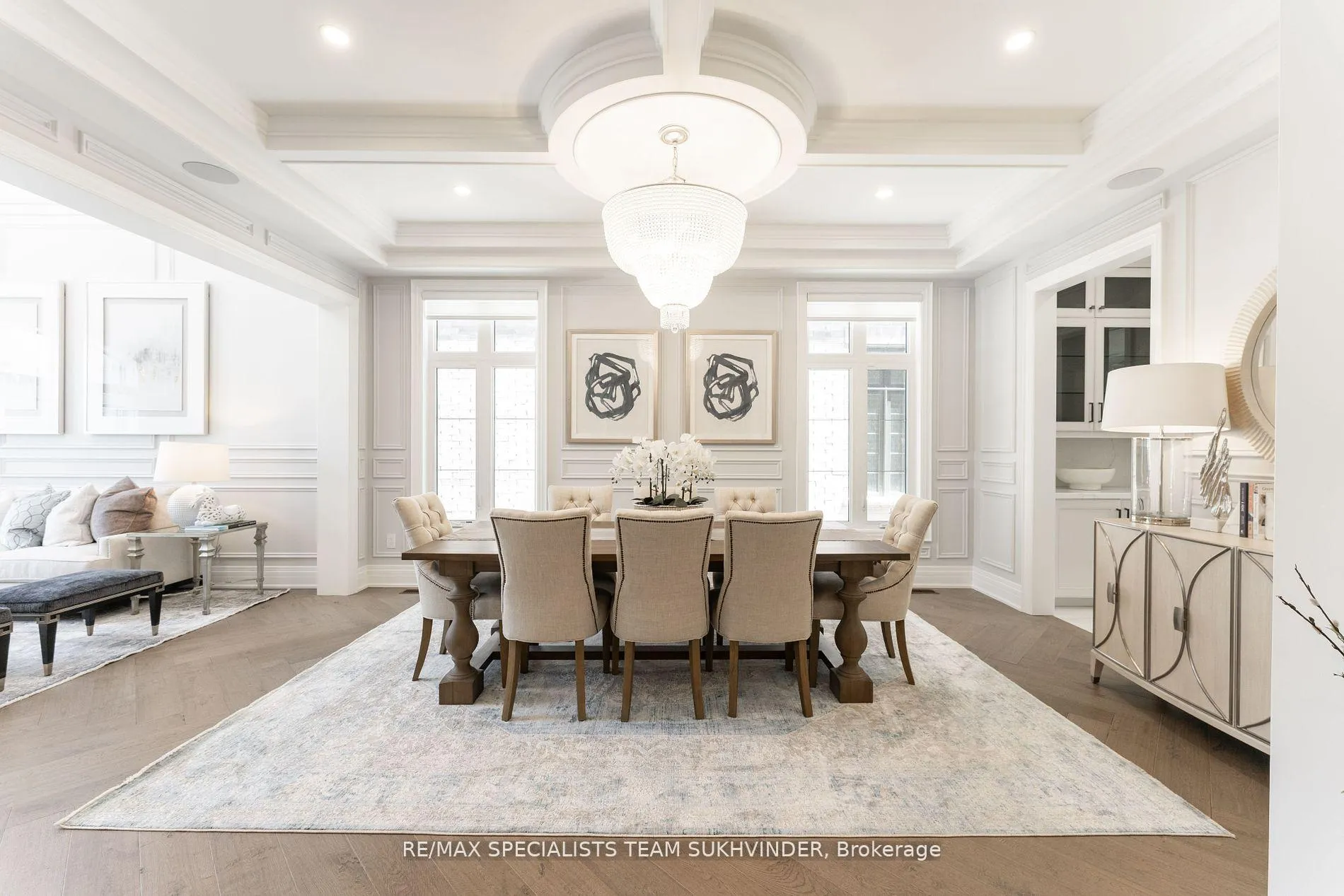 Photo 10 of 49 Appleyard Avenue, Vaughan, Kleinburg — HOMEH