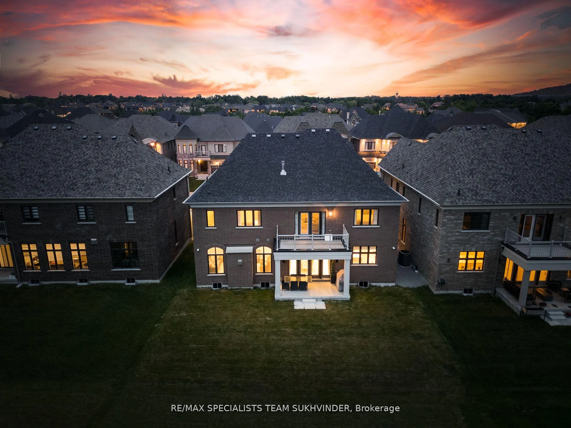 Photo 38 of 49 Appleyard Avenue, Vaughan, Kleinburg — HOMEH