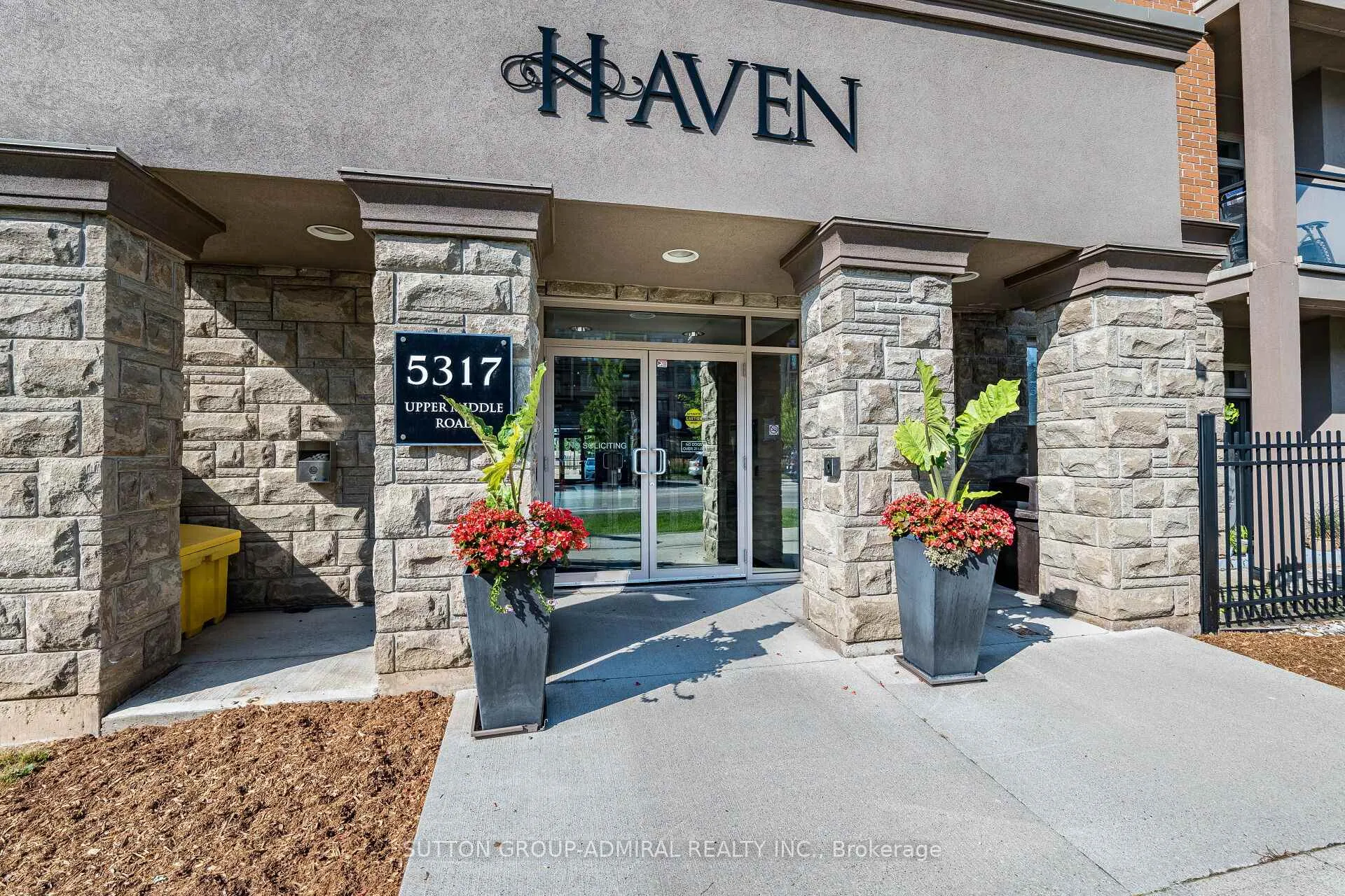 Photo 1 of Unit 104, 5317 Upper Middle Road, Burlington, Orchard — HOMEH