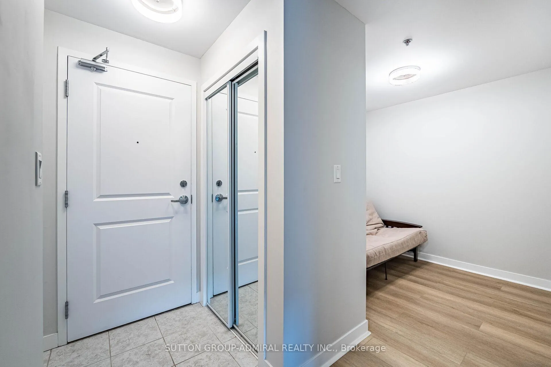Photo 7 of Unit 104, 5317 Upper Middle Road, Burlington, Orchard — HOMEH
