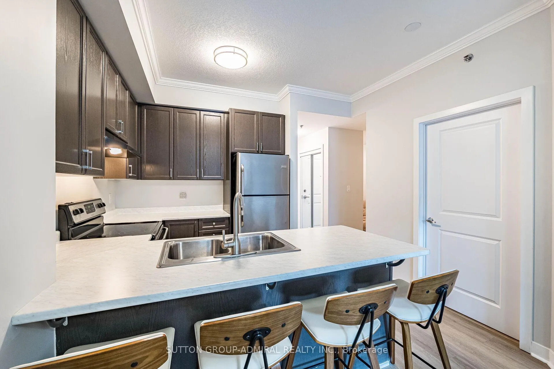 Photo 14 of Unit 104, 5317 Upper Middle Road, Burlington, Orchard — HOMEH