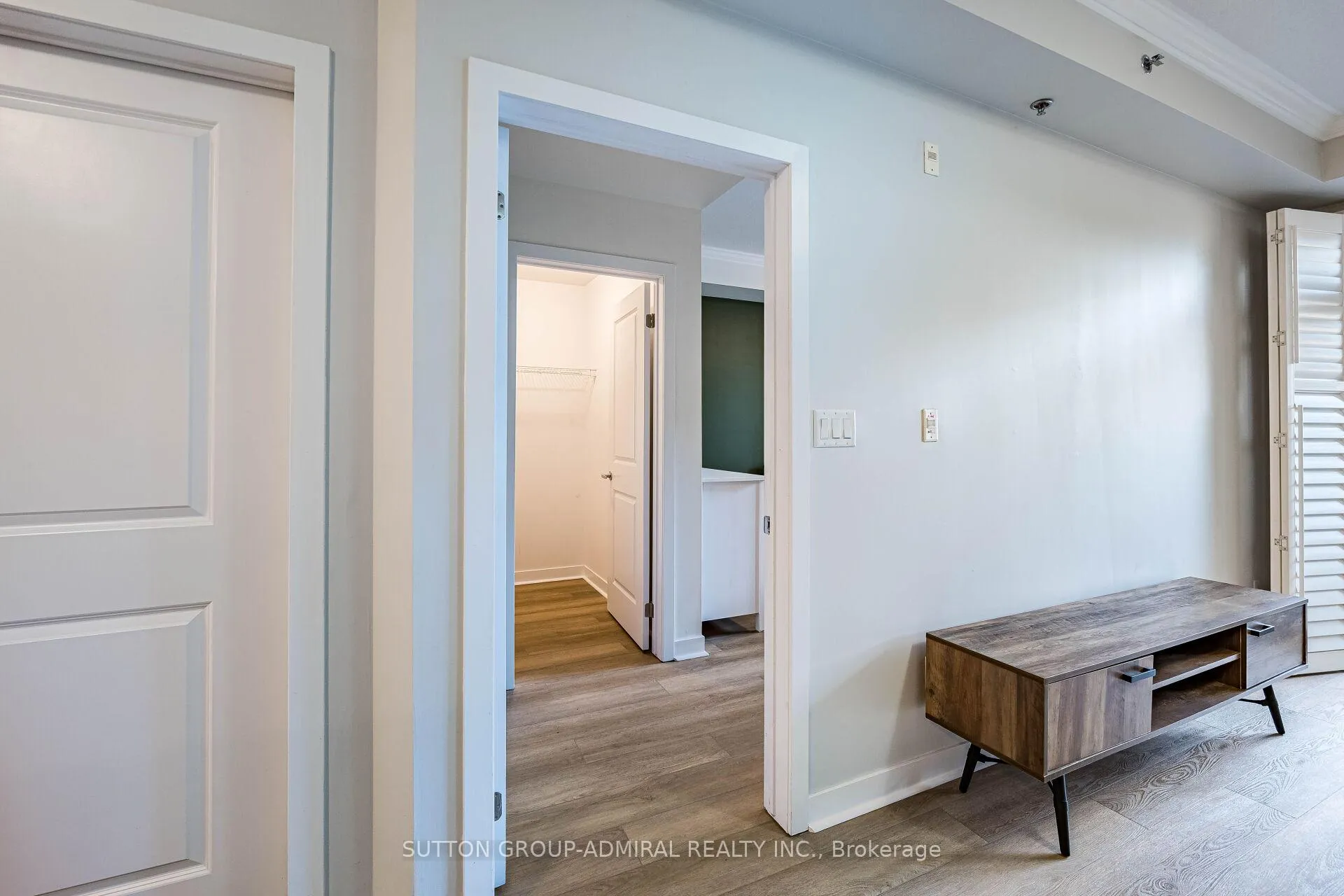 Photo 23 of Unit 104, 5317 Upper Middle Road, Burlington, Orchard — HOMEH