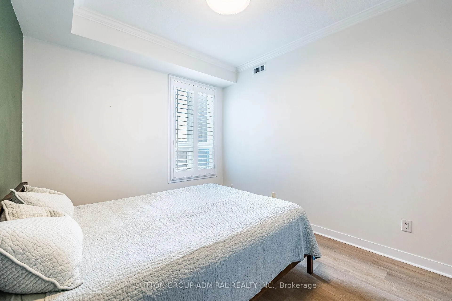 Photo 26 of Unit 104, 5317 Upper Middle Road, Burlington, Orchard — HOMEH