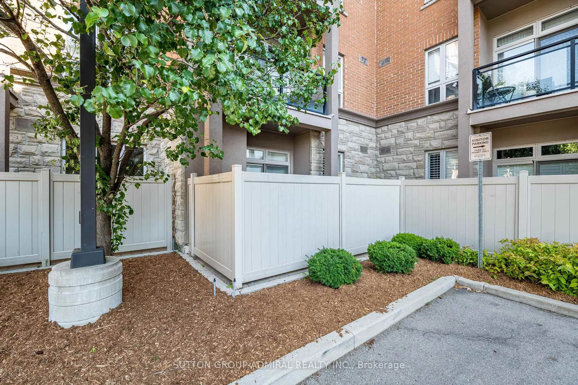 Photo 36 of Unit 104, 5317 Upper Middle Road, Burlington, Orchard — HOMEH