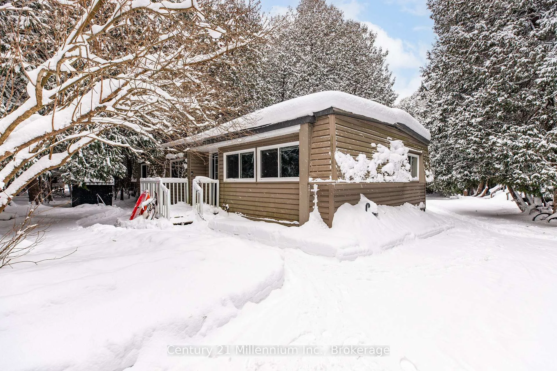 Photo 1 of 75 Albert Road, Kincardine — HOMEH