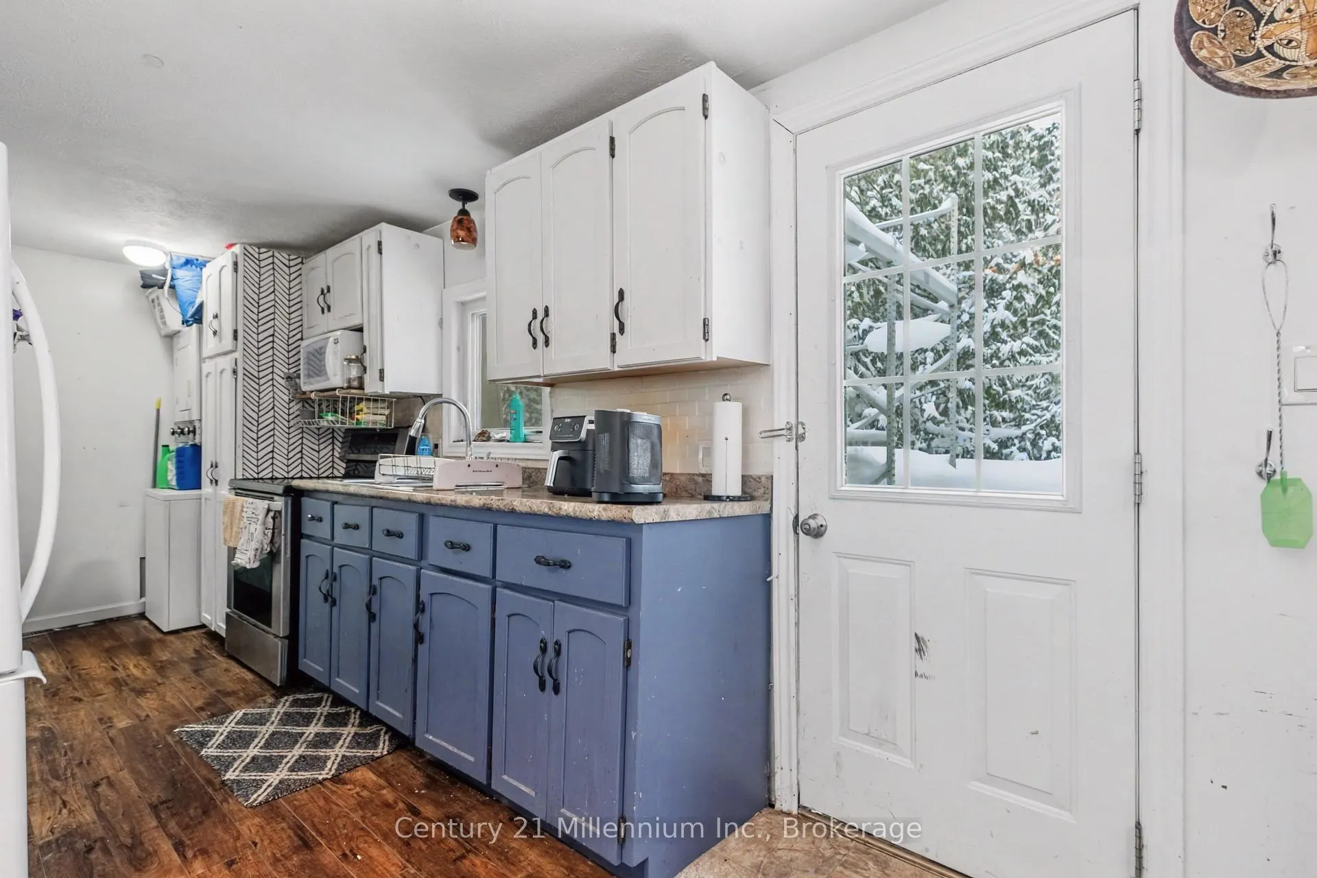 Photo 10 of 75 Albert Road, Kincardine — HOMEH