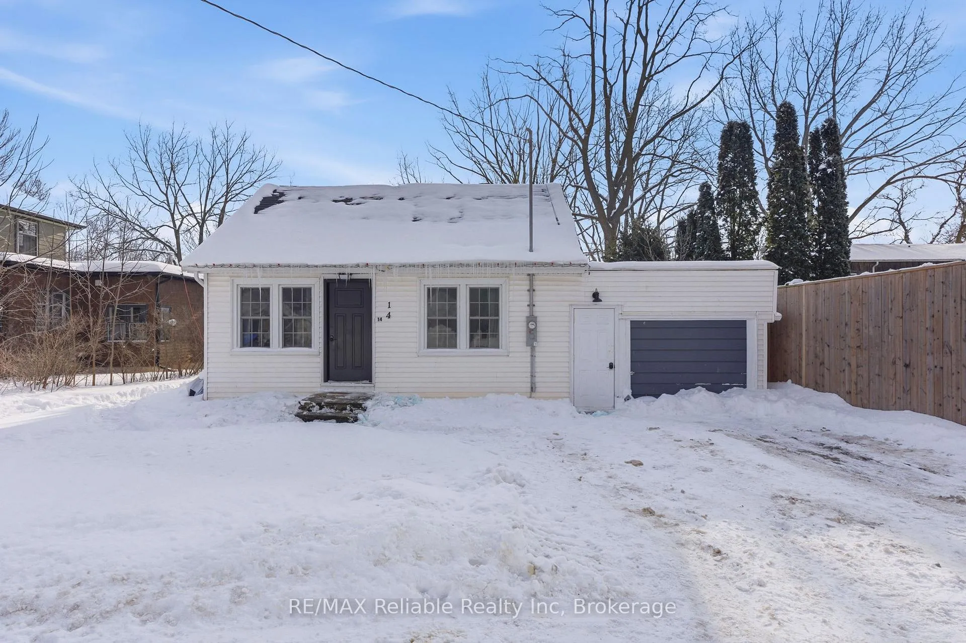 Photo 1 of 14 Catherine Street E, Bluewater, Bayfield — HOMEH