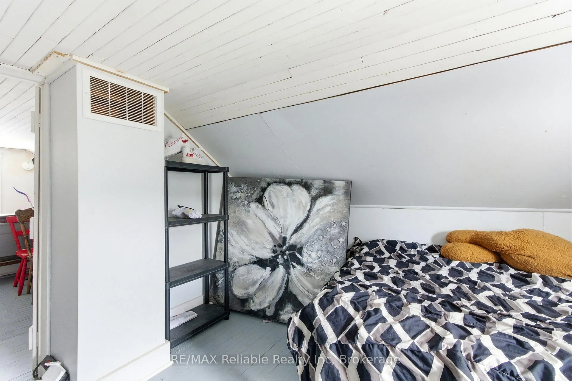 Photo 23 of 14 Catherine Street E, Bluewater, Bayfield — HOMEH