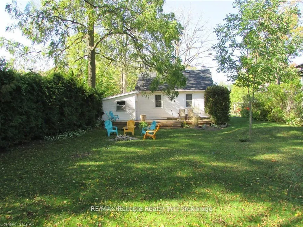 Photo 31 of 14 Catherine Street E, Bluewater, Bayfield — HOMEH