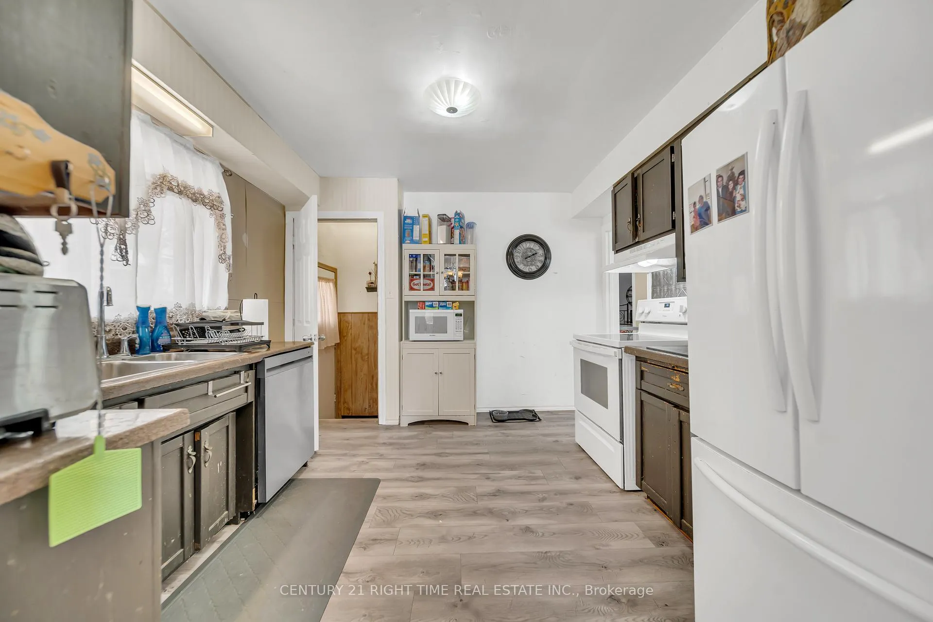 Photo 13 of 508 Greenfield Avenue, Kitchener — HOMEH