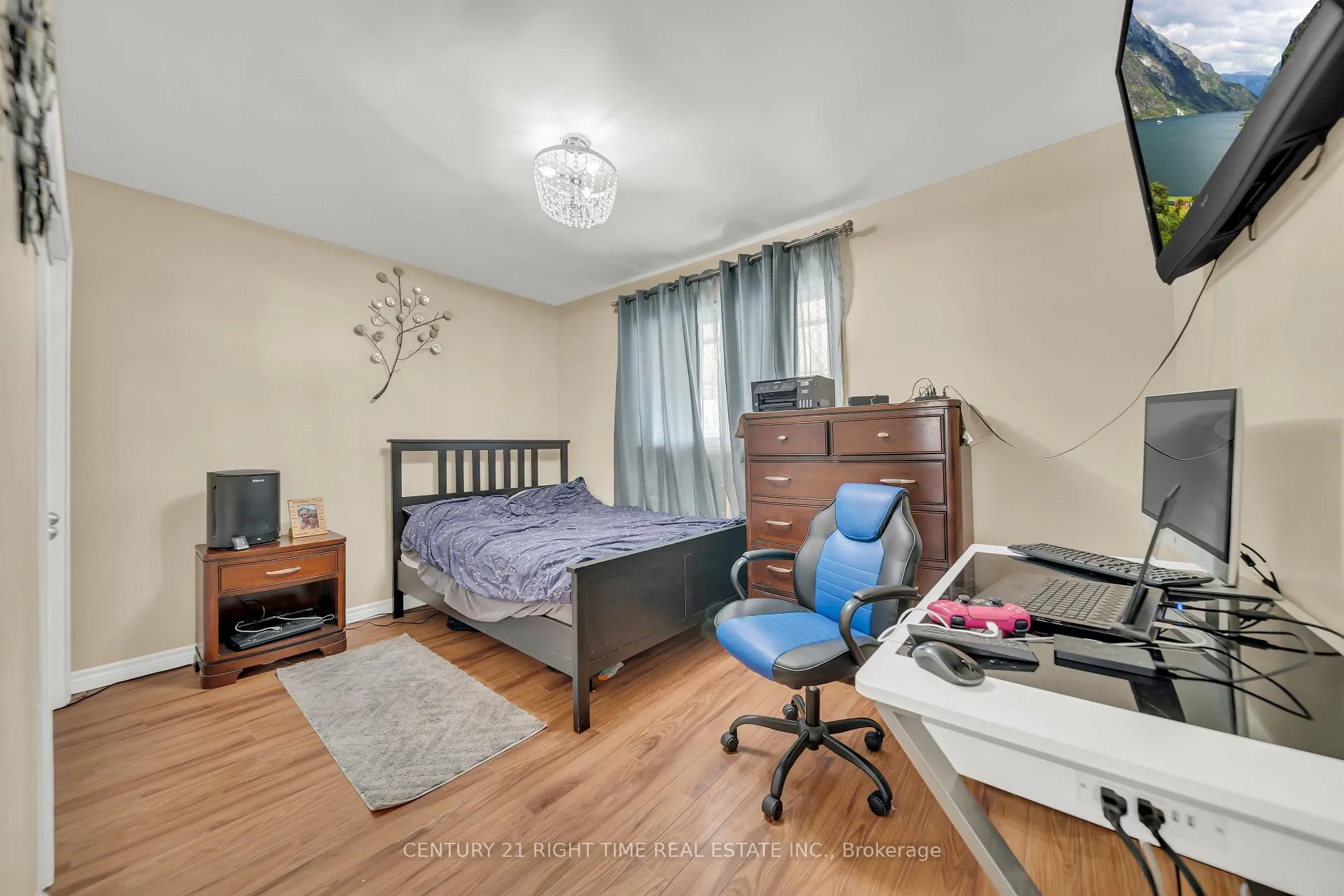 Photo 20 of 508 Greenfield Avenue, Kitchener — HOMEH