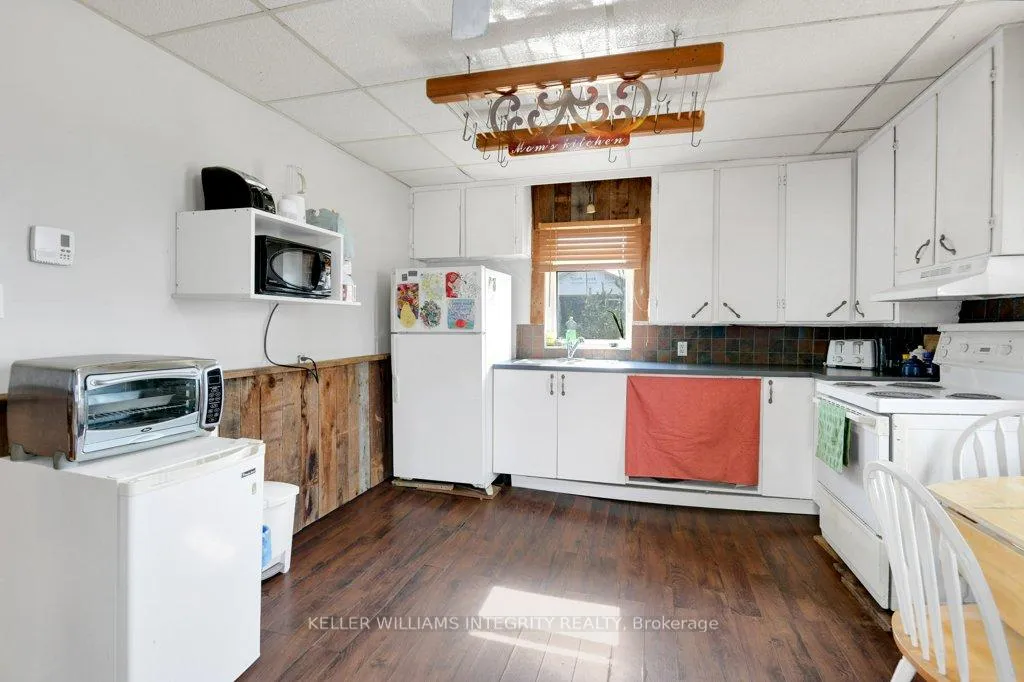 Photo 7 of 33 Mechanic Street E, North Glengarry, Maxville — HOMEH