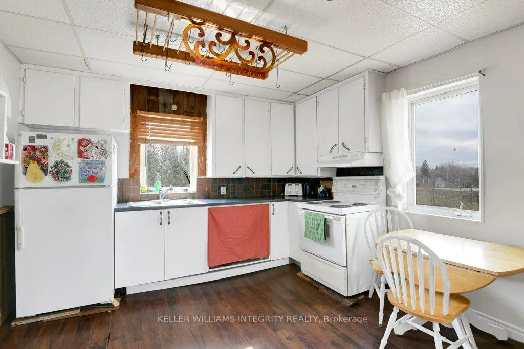 Photo 8 of 33 Mechanic Street E, North Glengarry, Maxville — HOMEH