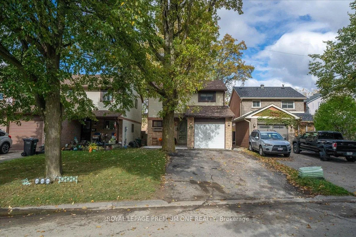 Photo 2 of 30 Mitchell Avenue, Brampton, Heart Lake West — HOMEH