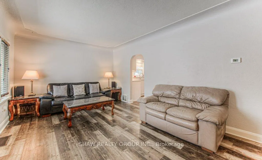 Photo 4 of 39 Turner Avenue, Kitchener — HOMEH